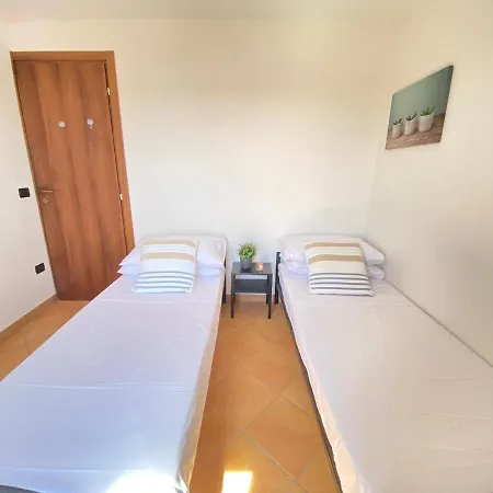 Maison Soleil Attico Apartment *